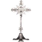 Cruzifijo de prata com Cristo em relevo