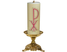 Adicionar ao carrinho Candeleiro de mesa com vela e motivos litúrgicos na base Candeleiro de mesa com vela e motivos litúrgicos na base