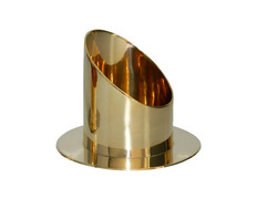 Adicionar ao carrinho Candeleiro de mesa liso para velas de 5 cm. Candeleiro de mesa liso para velas de 5 cm.