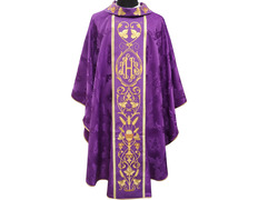 Adicionar ao carrinho Casulla bordada no pescoço e estolon central morado Casulla bordada no pescoço e estolon central morado