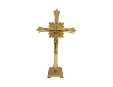 Cruz de mesa de metal dourado