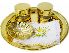 Adicionar ao carrinho Jogo de Baptismo com bandeja, crismeras e concha Jogo de Baptismo com bandeja, crismeras e concha