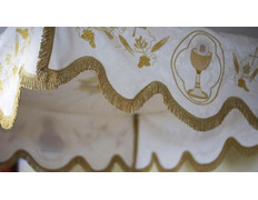 Palio procesional bordado para 4 varas