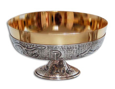 Adicionar ao carrinho Patena com cordeiro e Crismón gravados Patena com cordeiro e Crismón gravados