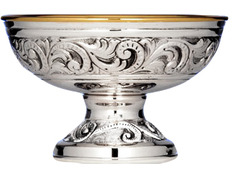 Adicionar ao carrinho Patena de prata de lei cincelada e repujada Patena de prata de lei cincelada e repujada