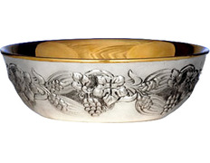 Adicionar ao carrinho Patena de prata com uvas e espigas em relevo Patena de prata com uvas e espigas em relevo