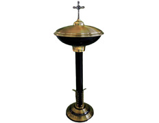 Adicionar ao carrinho Pila bautismal de metal dourado e preto com tampa com Cruz Pila bautismal de metal dourado e preto com tampa com Cruz