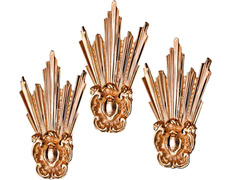 Potências fabricadas em bronze banho de ouro