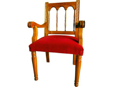 Sede em madeira de ter com estofado granate