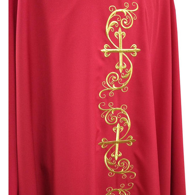 Casulla bordada com Cruzes douradas vermelho