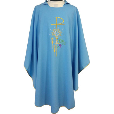 Casulla com ribetes azul