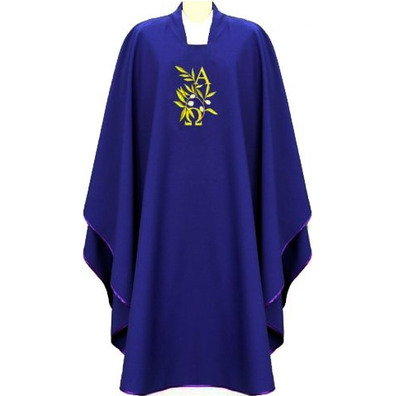 Casulla de poliéster com Alfa e Omega bordado roxo