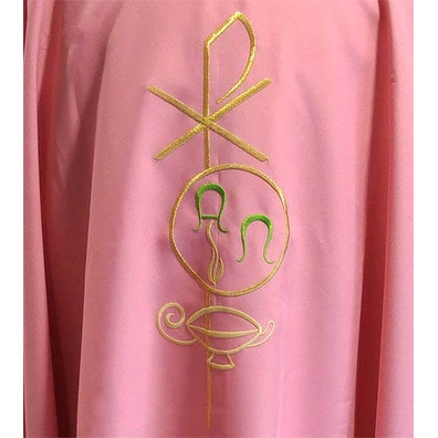 Casulla bordada | Casulla em seis cores rosa