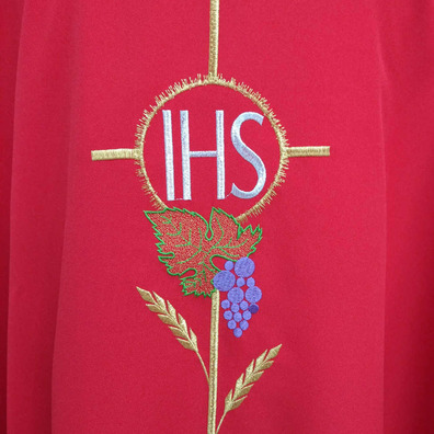Casullas baratas para sacerdotes em cor vermelha