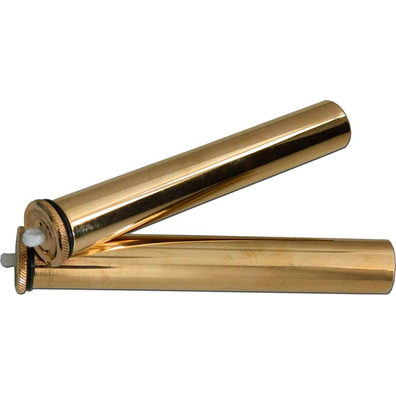 Faroles procesionales de metal dourado